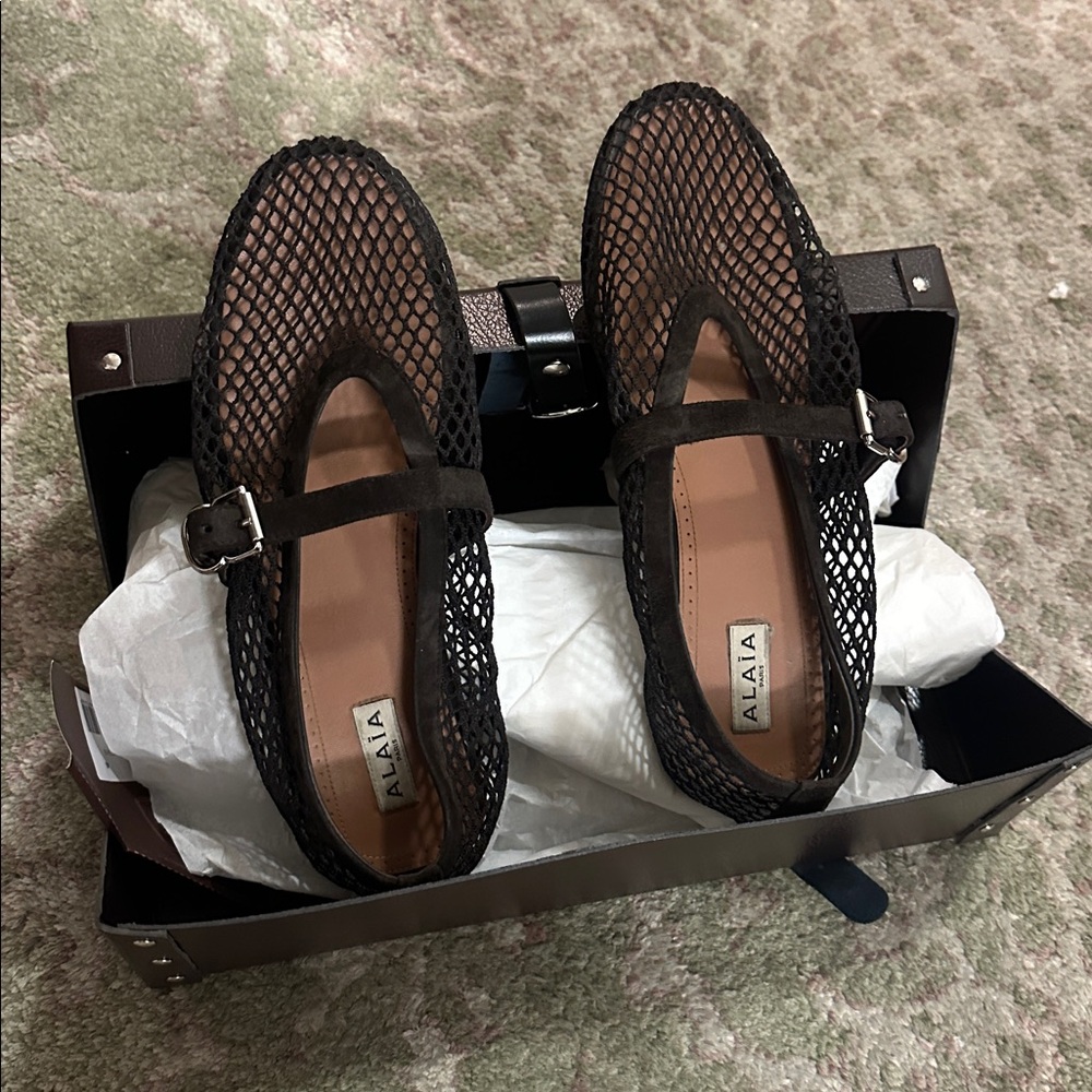 Alaia brown suede mesh ballet flag